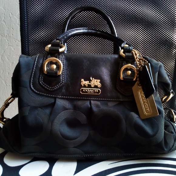 Coach Handbags - Authentic Coach Purse